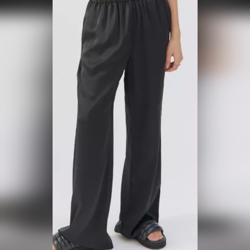 Urban Outfitters Jenna Satin Pull-On Pant